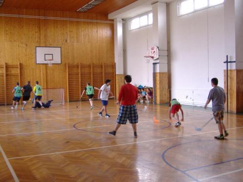 31.03.2014 - Mezitřídní turnaj ve florbalu